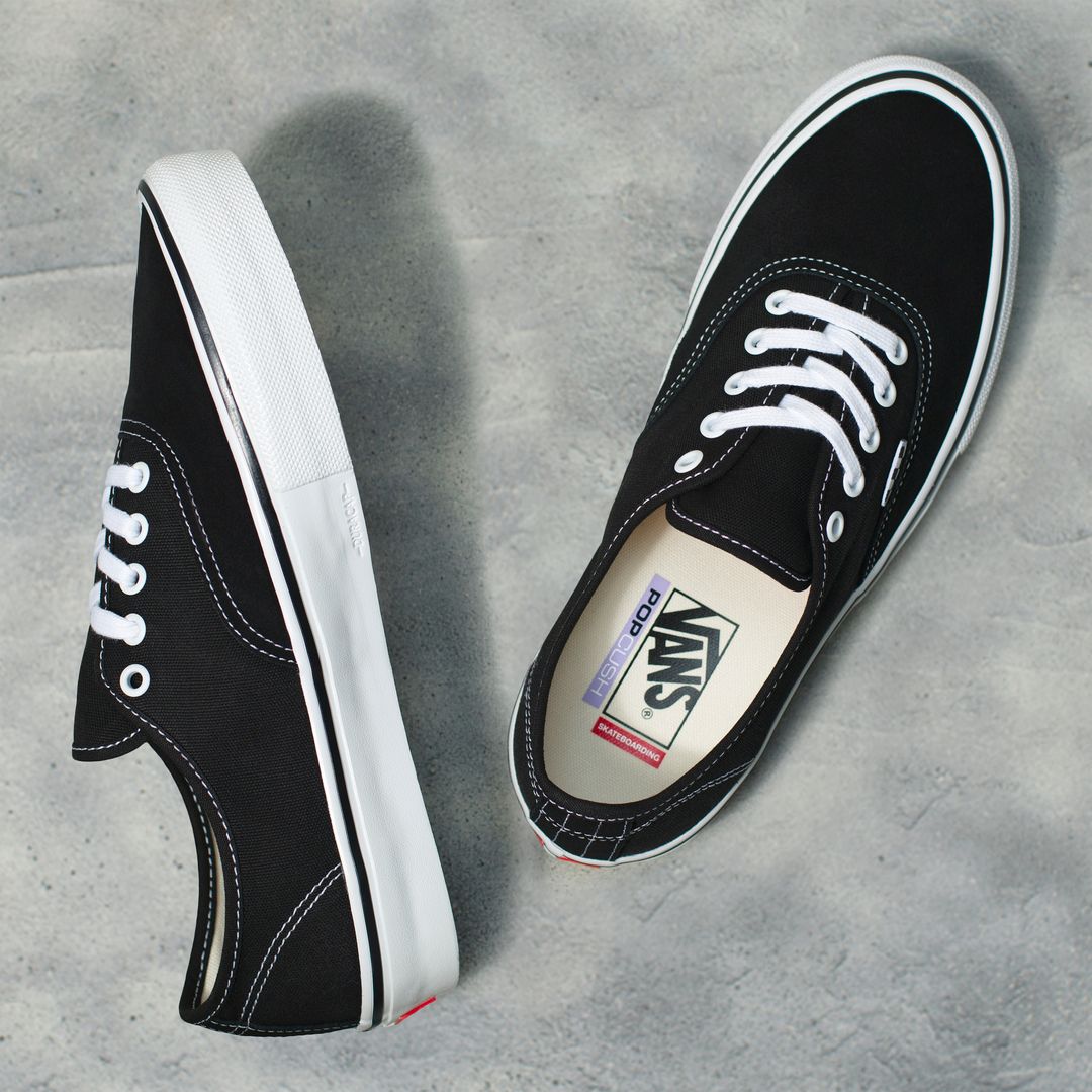 Skate Authentic - Black/White - Town City