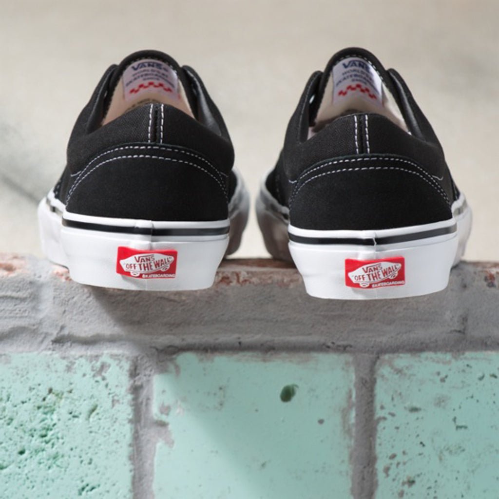Skate Era - Black/White - Town City