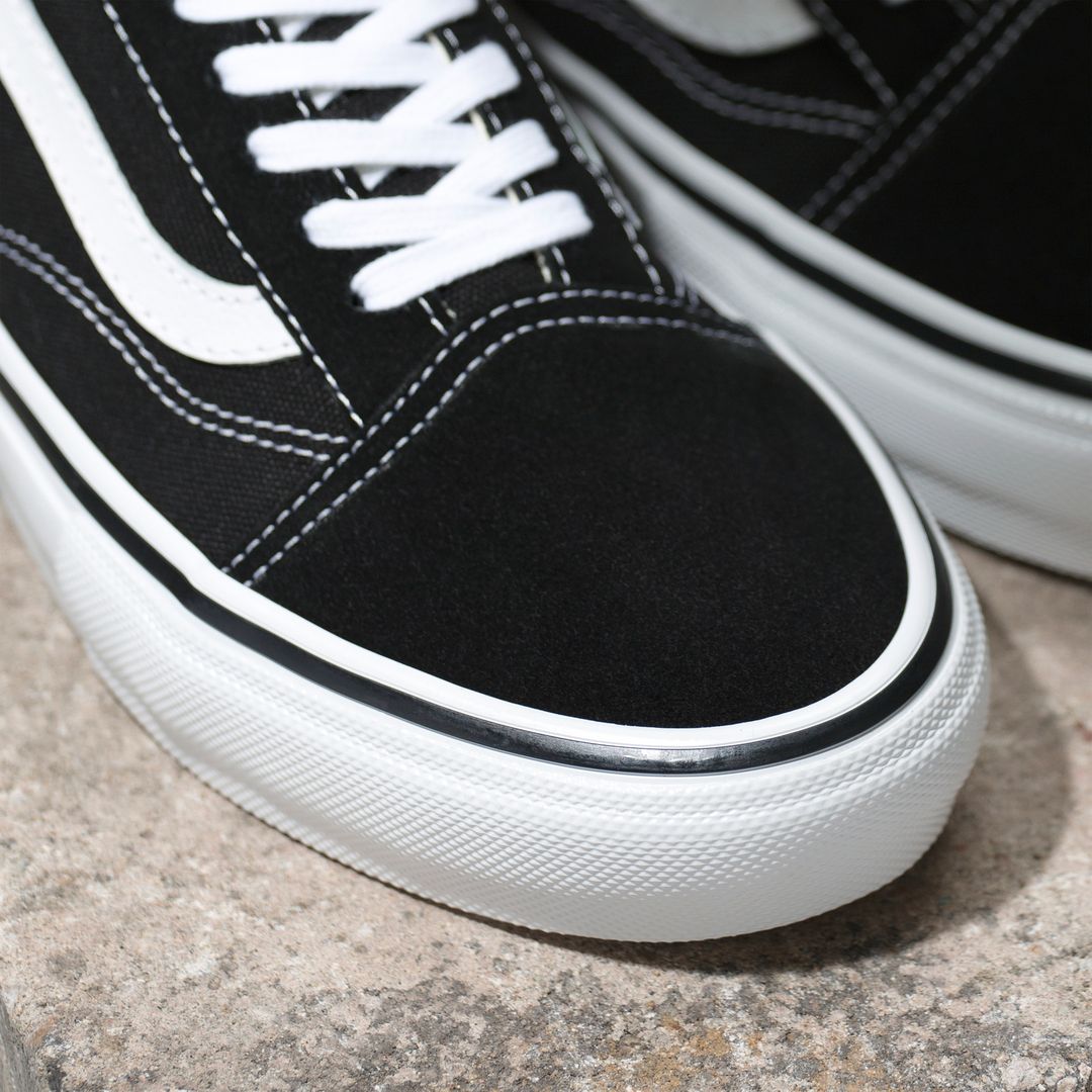 Skate Old Skool - Black/White - Town City