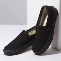 Slip-On - Black/Black - Town City