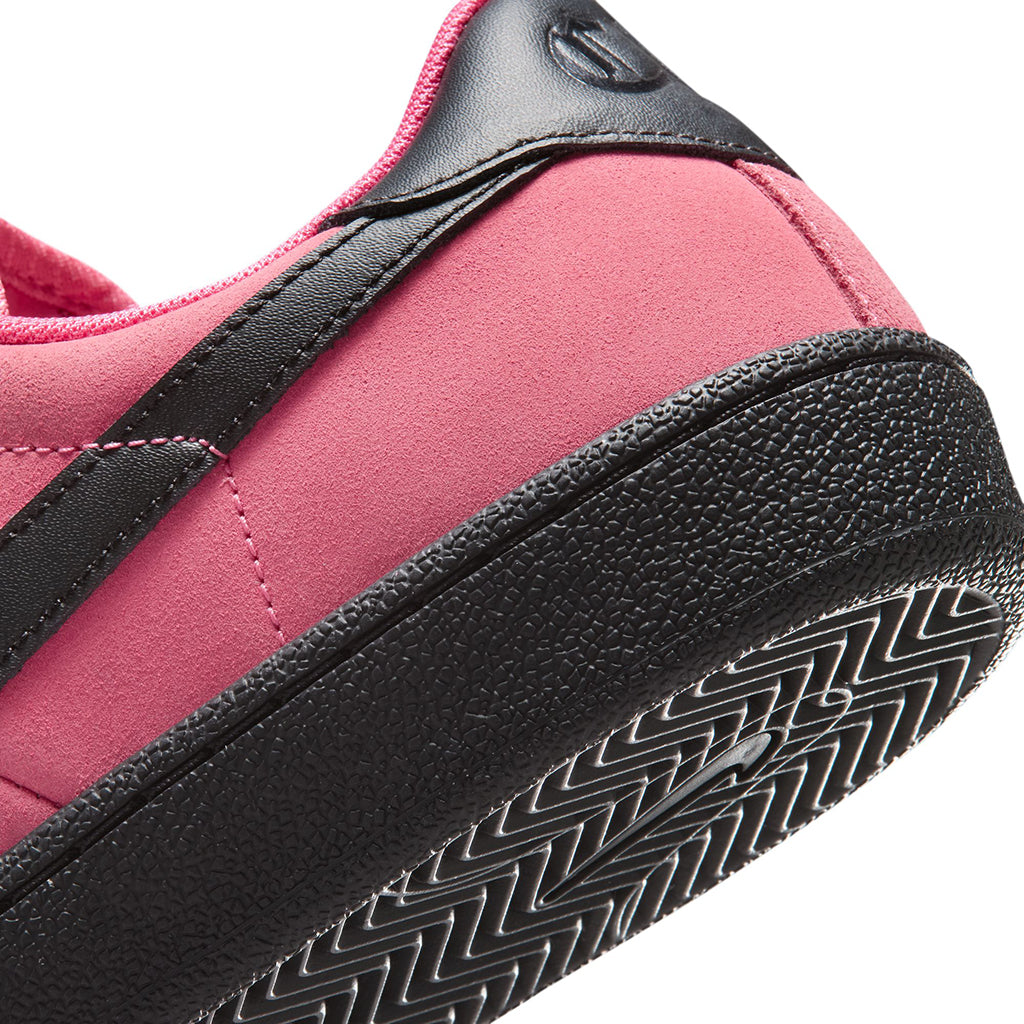 Zoom Tennis Classic "Club 58" - Hyper Pink/Black
