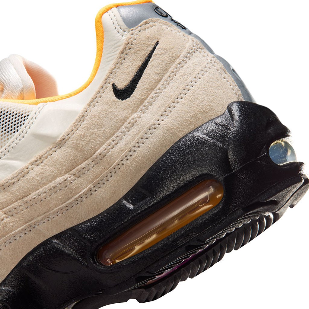 Air Max 95 "Club 58" - Sail and Laser Orange - Town City