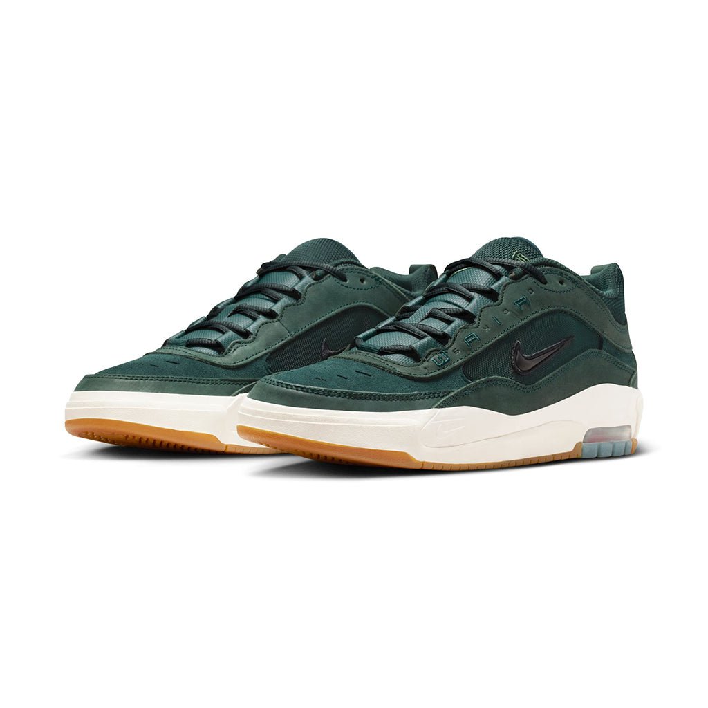 Air Max Ishod in Deep Fir/Black - Fir - Sail - Town City