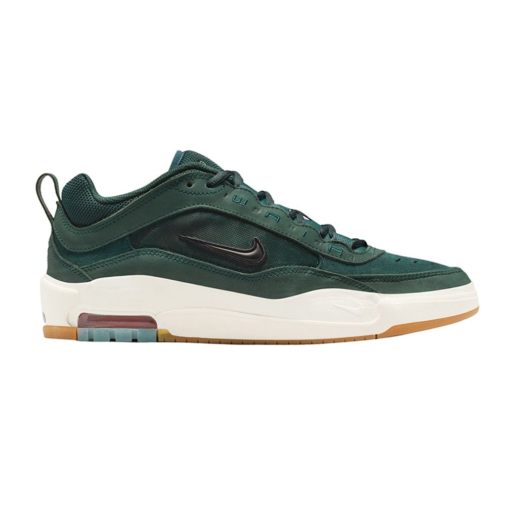 Air Max Ishod in Deep Fir/Black - Fir - Sail - Town City
