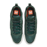 Air Max Ishod in Deep Fir/Black - Fir - Sail - Town City