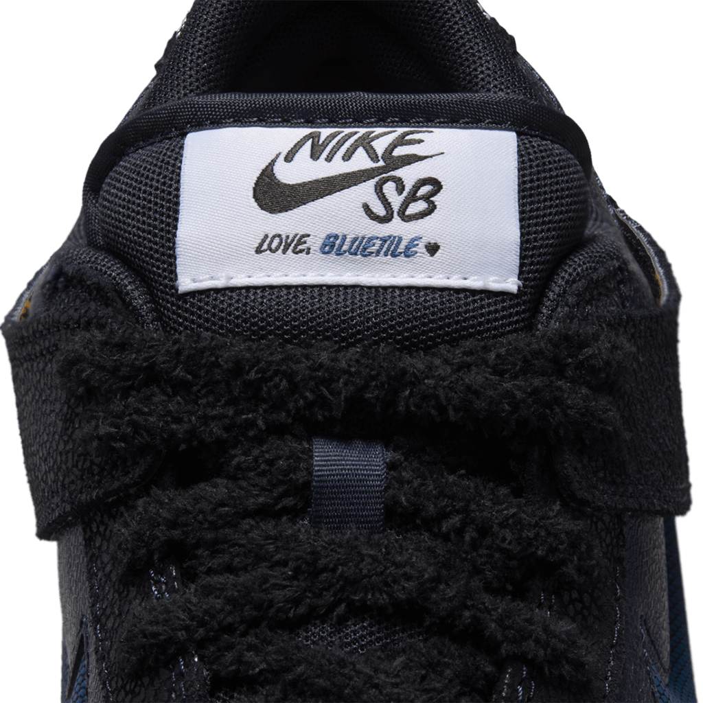 Bluetile 'Monarch Butterfly' Dunk Low Pro in Black/Marina - White - Campfire Orange - Town City
