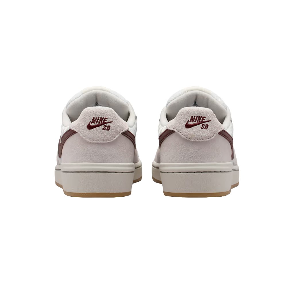 Code 58 - Summit White/Mystic Dates-Phamton - Town City