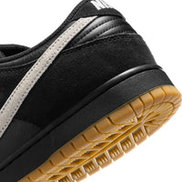 Dunk Low Pro - Black/White - Black Gum Light Brown - Town City