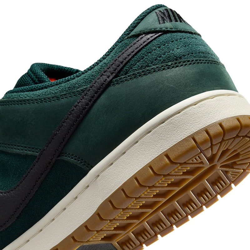Dunk Low Pro - Deep - Fir/Black - Fir - Sail - Town City