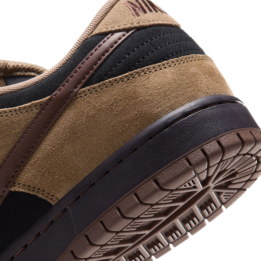 Dunk Low Pro - Filbert/Light Chocolate-Black-Burgundy Ash - Town City
