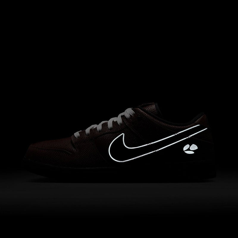 Dunk Low Pro Limosine - Dark Pony/Black - Silver - White - Town City