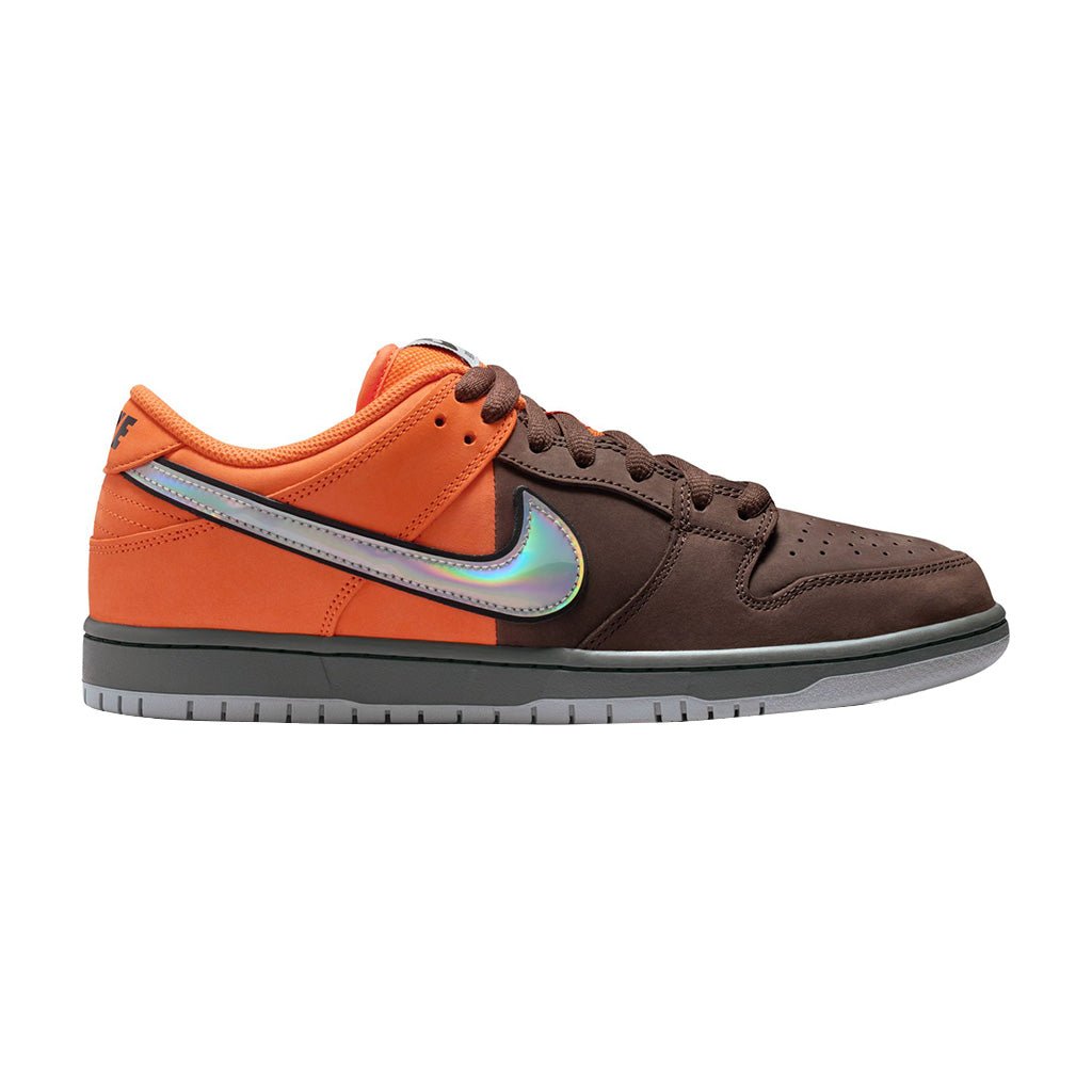 Dunk Low Pro Muni Fast Pass - Safety Orange/Wolf Grey - Baroque Brown - Town City