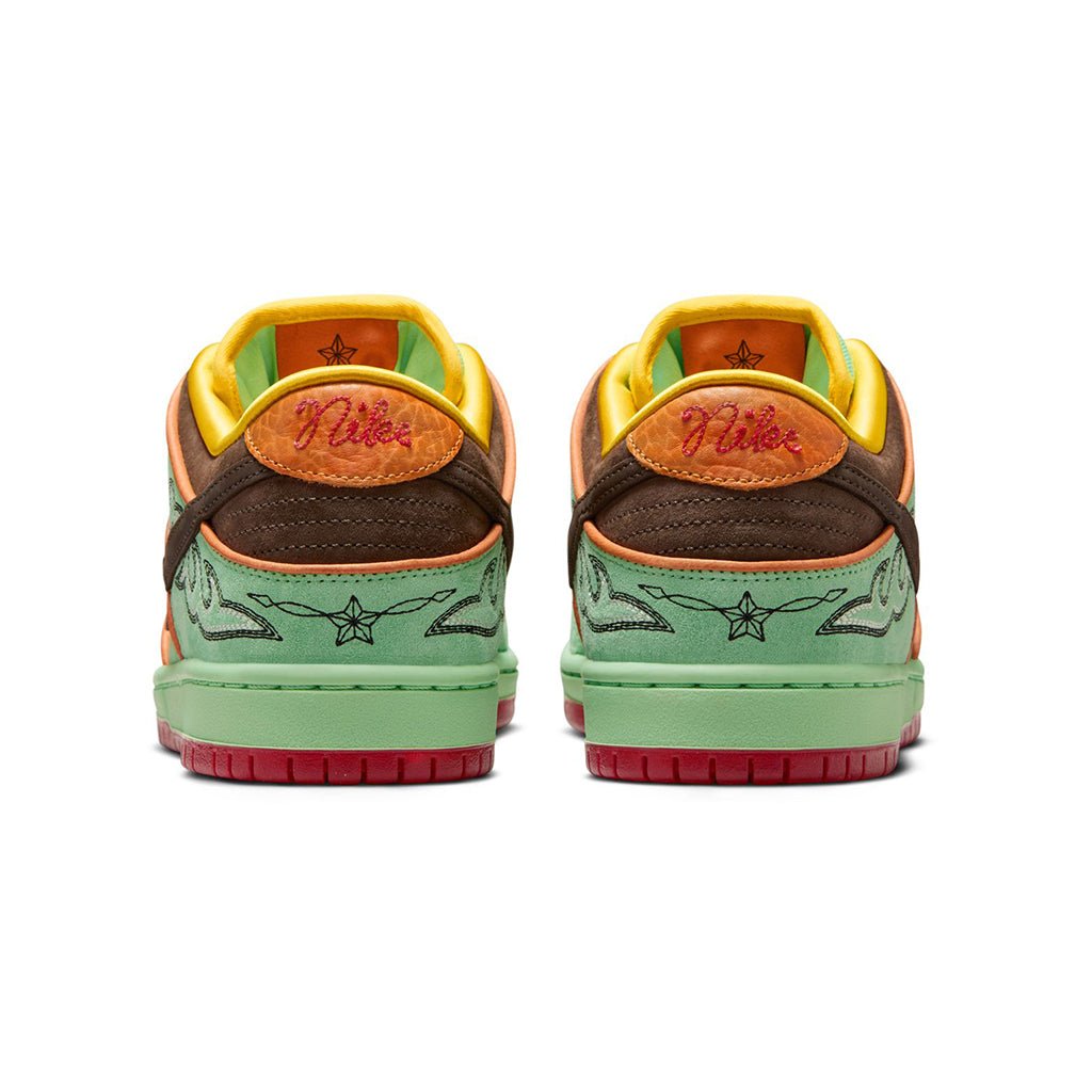 Dunk Low Pro - Tourmaline/Baroque Brown - Monarch - Town City