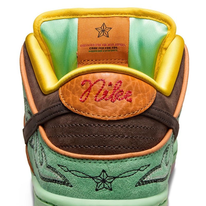 Dunk Low Pro - Tourmaline/Baroque Brown - Monarch - Town City