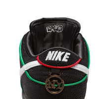 Dunk Low Pro x Bronx Girls Skate - Black/White - Challenge Red - Total Orange - Town City