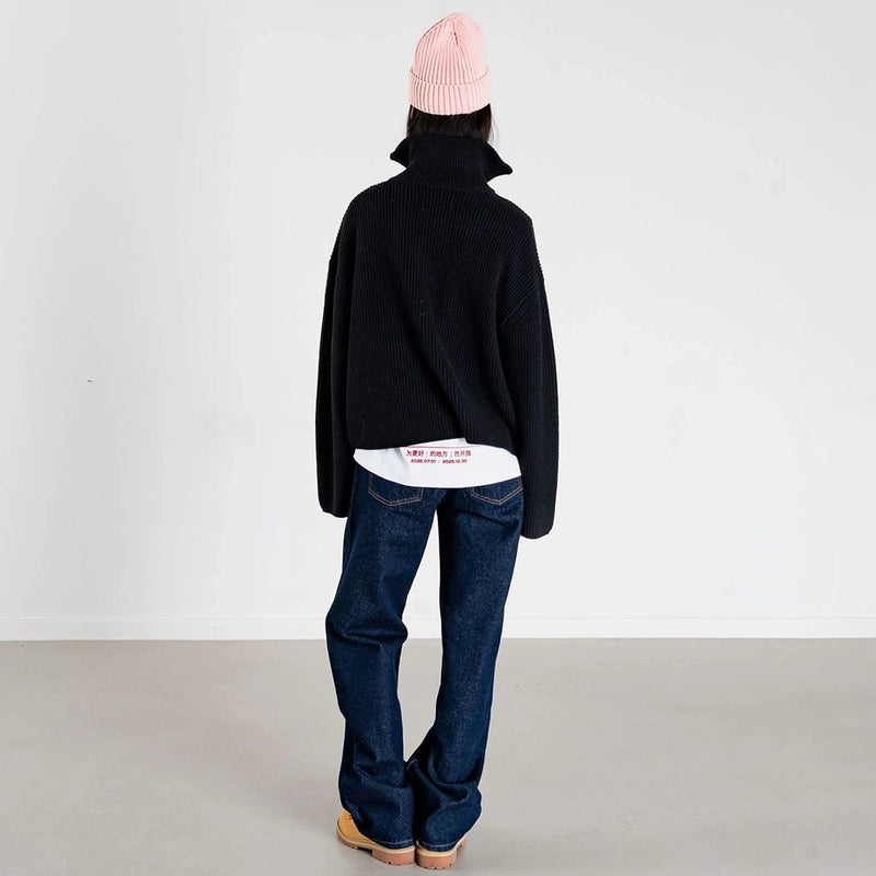 Fang Half Zip Knit - Black - Town City