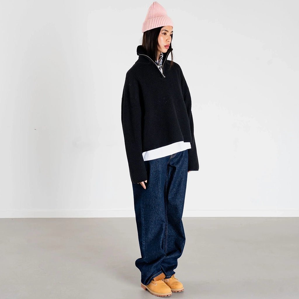 Fang Half Zip Knit - Black - Town City