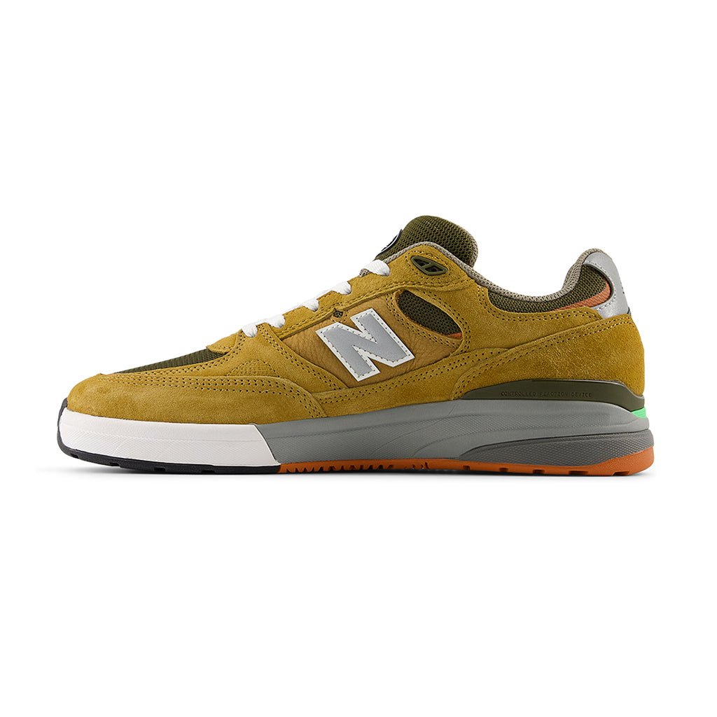 NB Numeric Reynolds 933 - Brown/Grey - Town City