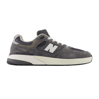NB Numeric Reynolds 933 - Dark Grey/White - Town City