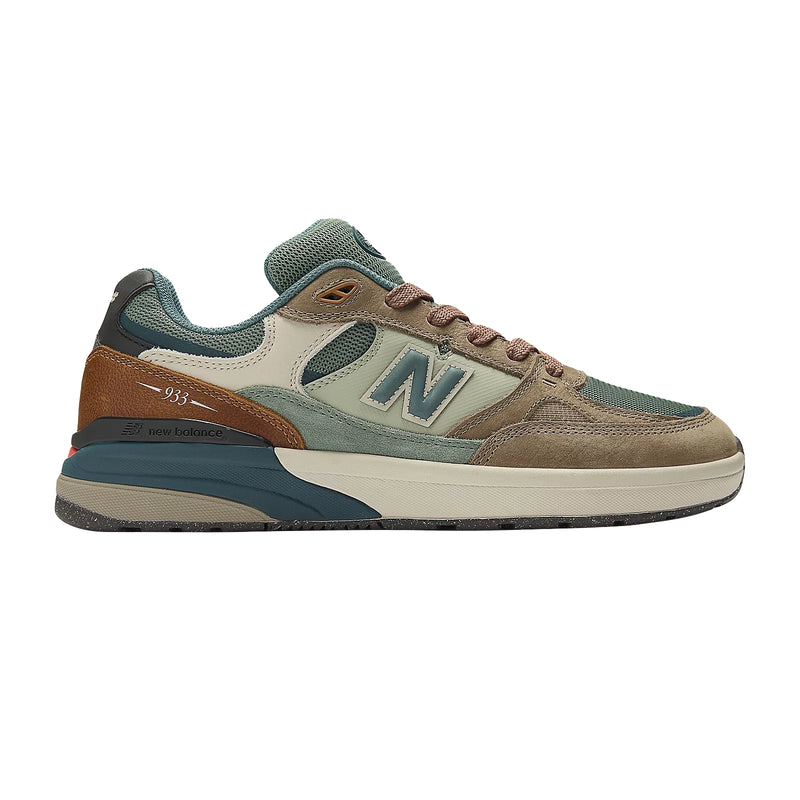 Andrew Reynolds 933 - Mushroom/New Spruce
