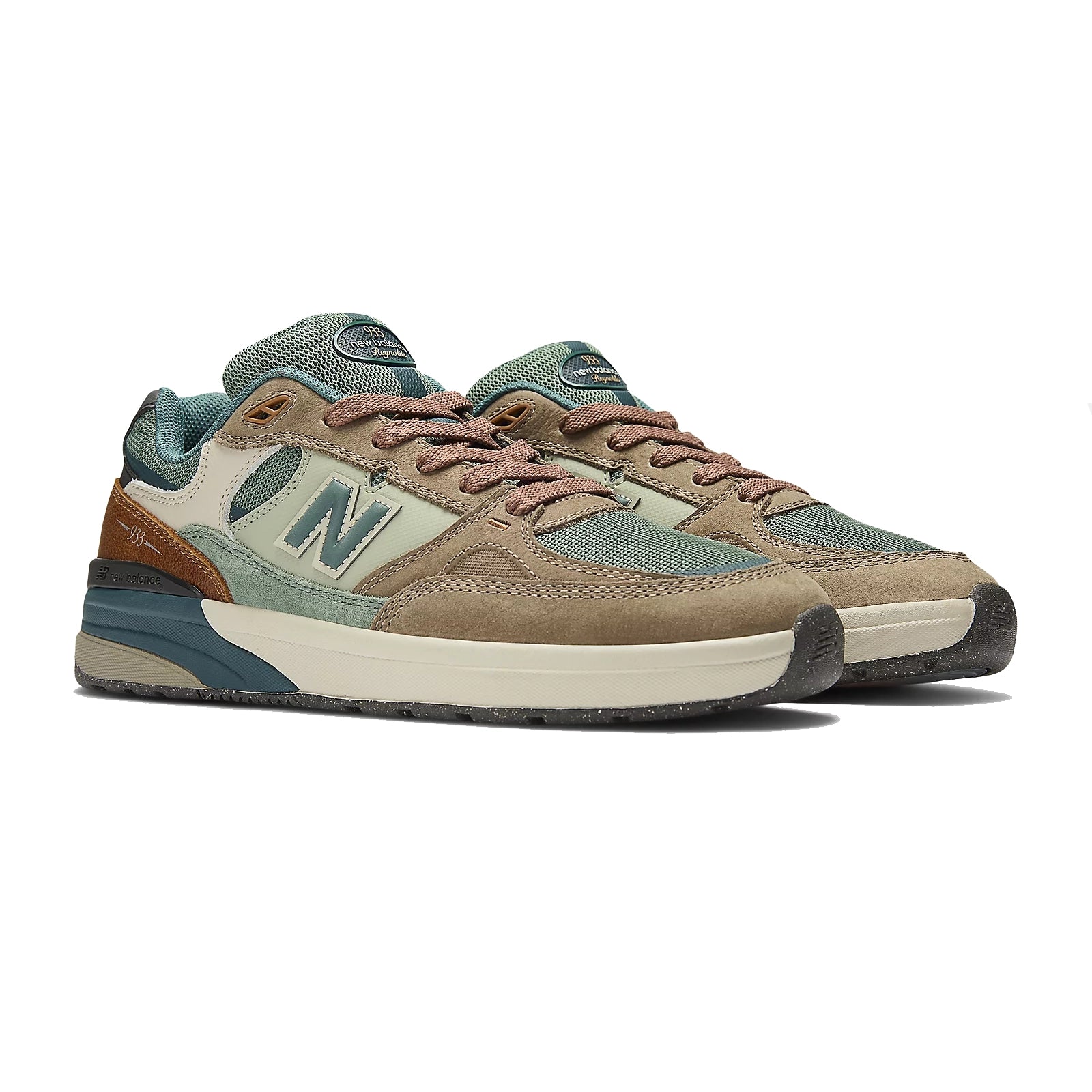 Andrew Reynolds 933 - Mushroom/New Spruce