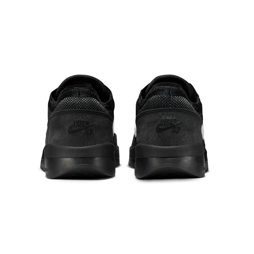 PS8 - Black/White - Black - Black - Town City