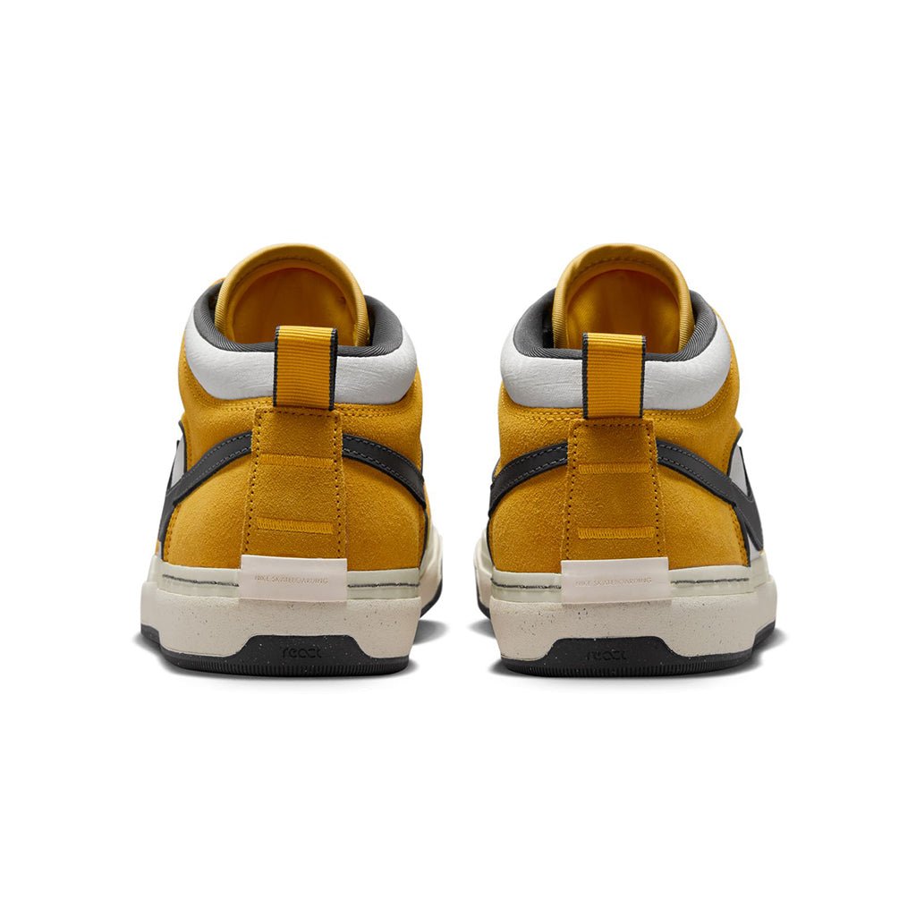 React Leo - University Gold/Dark Grey - Town City