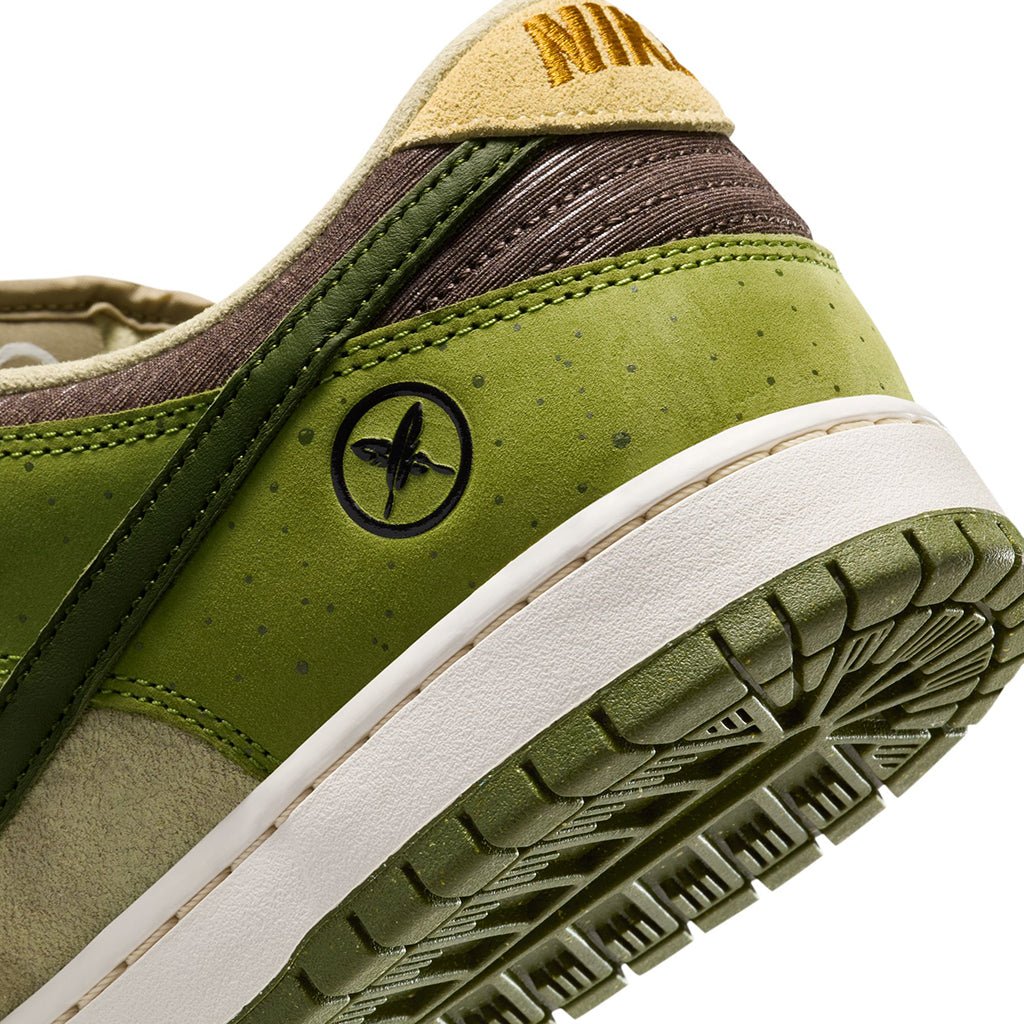 Yuto Hurigome Dunk Low Pro - Asparagus/Legion Green - LT Khaki - Town City