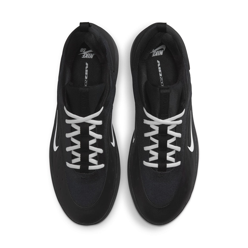 Zoom Nyjah 4 - Black/White - Black - White - Town City