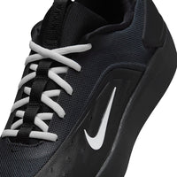 Zoom Nyjah 4 - Black/White - Black - White - Town City