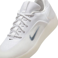 Zoom Nyjah 4 - White/Black - White - Black - Town City