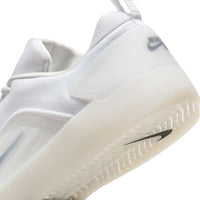 Zoom Nyjah 4 - White/Black - White - Black - Town City