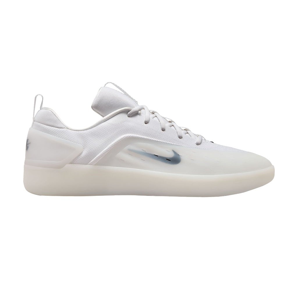 Zoom Nyjah 4 - White/Black - White - Black - Town City