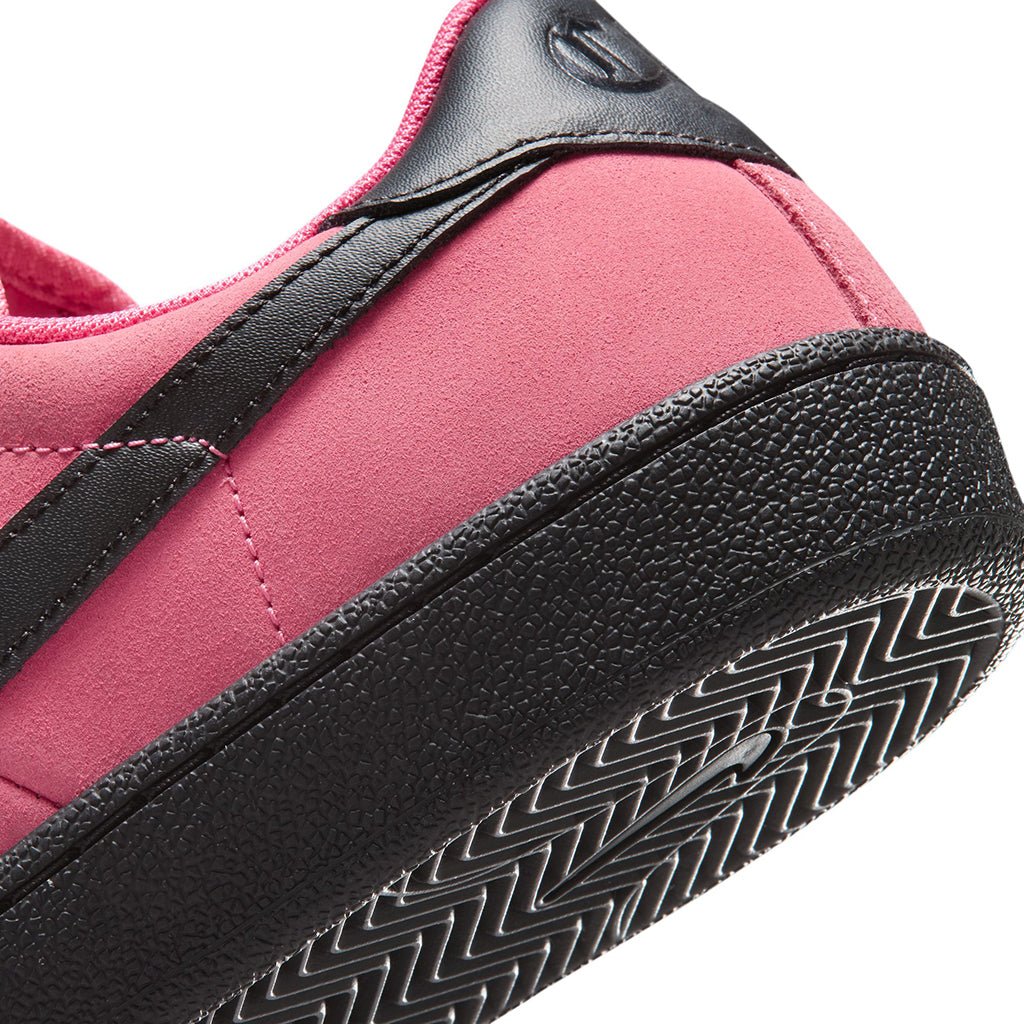 Zoom Tennis Classic "Club 58" - Hyper Pink/Black - Town City